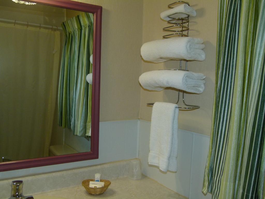 Country Squire Motel Arnprior Pokój zdjęcie