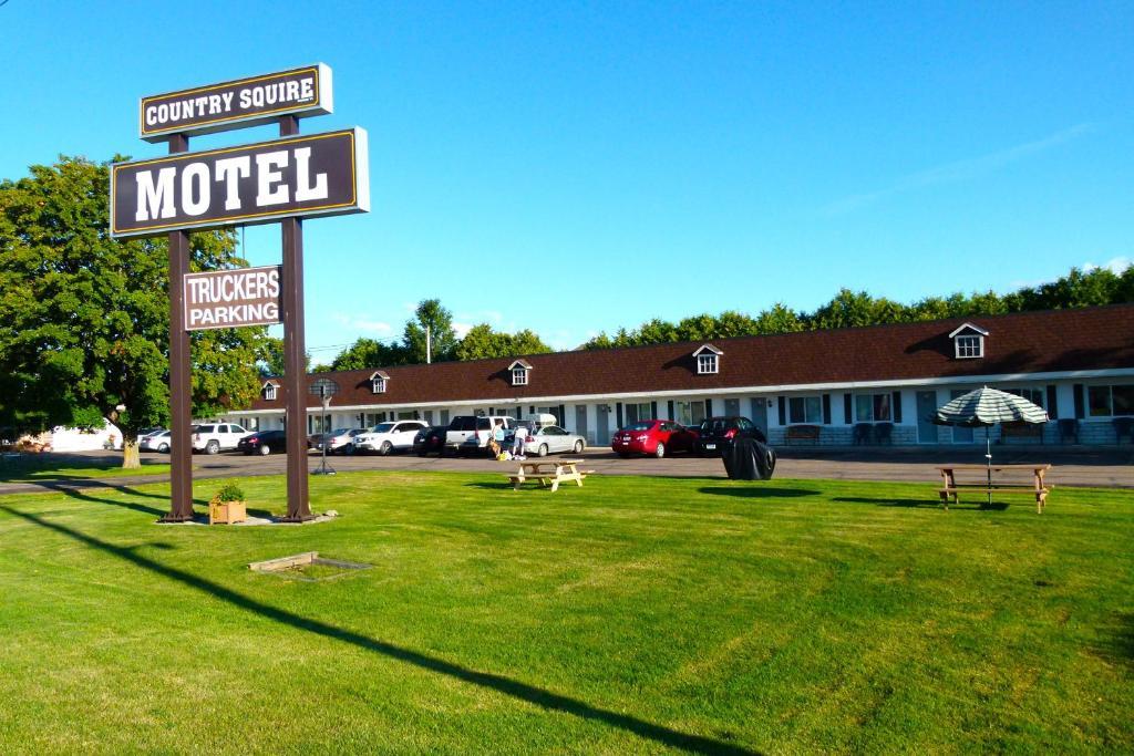 Country Squire Motel Arnprior Zewnętrze zdjęcie