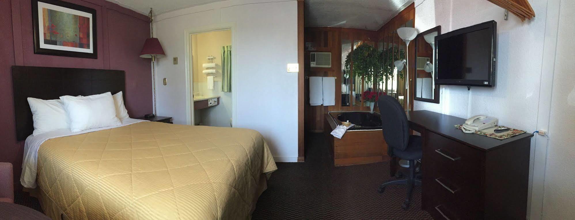Country Squire Motel Arnprior Zewnętrze zdjęcie